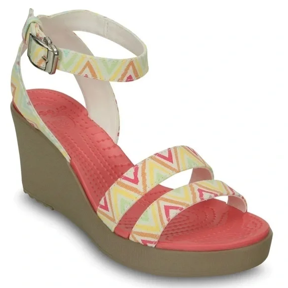 Crocs Leigh Fabric Multicolor Geometric Ankle Strap Platform Wedge Sandal Size 9 - Picture 1 of 13